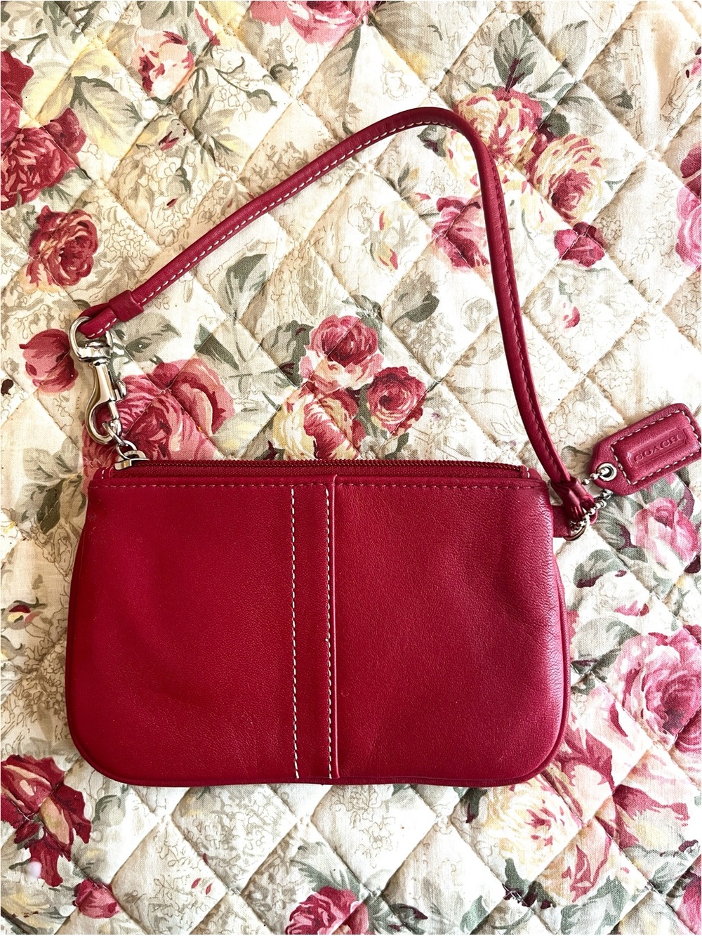 NWOT Vintage Coach Red Leather Wristlet Clutch with Detachable Strap Hangtag